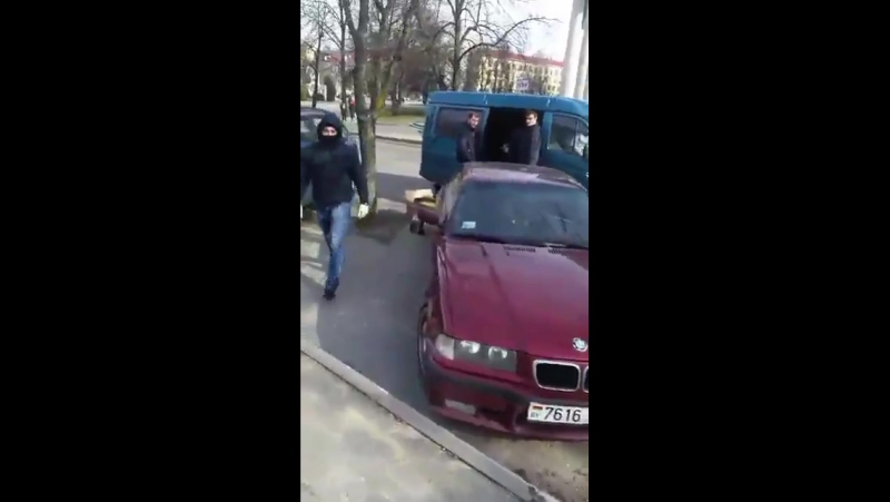 Як беларуская міліцыя здымае фэйкавае відэа аб новых "боевиках"