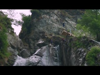 Laso schallers insane 59 meter cliff jump!