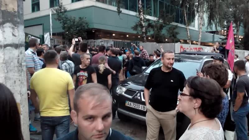 Продажные шкуры под теле студией интер киев