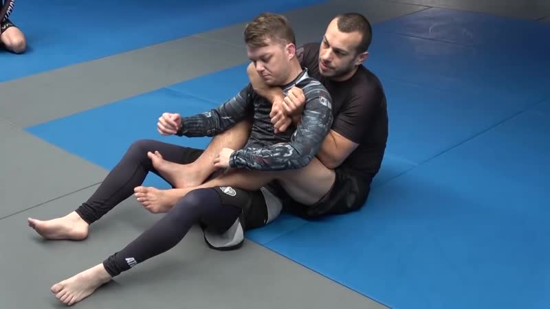 Transitioning between armbar and back control lachlan giles