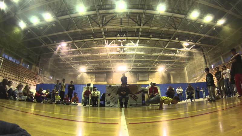 Artyom vs vadim | 18 | breaking porn | vizov | magnitogorsk | 06 03 2016 #bboy #bgirl #breakdance