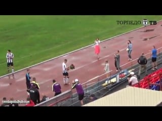 Torpedo midfielder aleksandr belov made his girlfriend proposal to get married following t