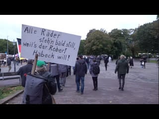 Live aus berlin demonstration "schluss mit den sanktionen – handwerker für den frieden"