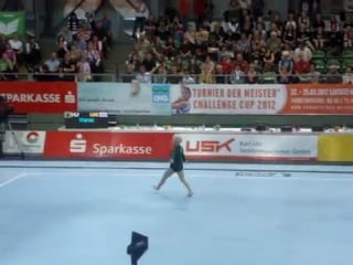 86 year old gymnast johanna quaas demonstration on fx turnier der meister cottbus 2012