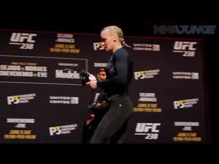 Открытая тренироа перед ufc 238