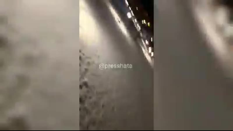 Три идиота на центральной площади череповца разнесли ледяные скульптуры мэрия готовит иск к задер