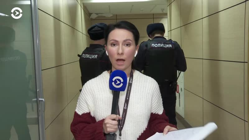 В москве массово обыскивают сторонников навального