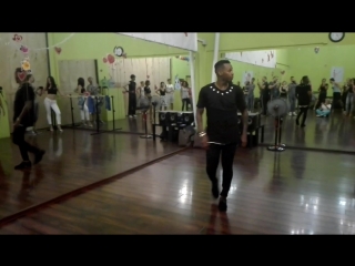 Yoandy villaurrutia bachata class at ritmodance