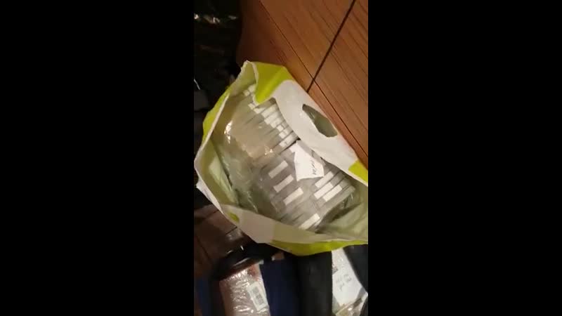 Как выглядят несколько тонн денег, найденных при задержании начальника отдела кадров гу мв