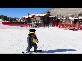 1 year old snowboarder