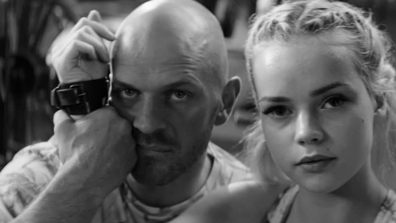 Зеркальце (2020) in the mirror (spogulis)