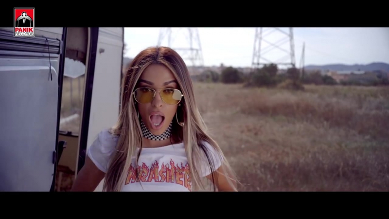 Ελένη φουρέιρα feat mike τι κοιτάσ official music video hq