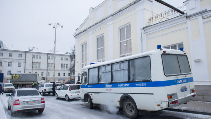 Гимназист сообшил в чате "готовьтесь к колумбайн"