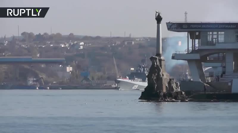Фрегат "адмирал макаров" покидает севастополь и берет курс на средиземное море