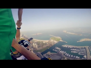 1100ft freefall kiss roberta mancino in dubai