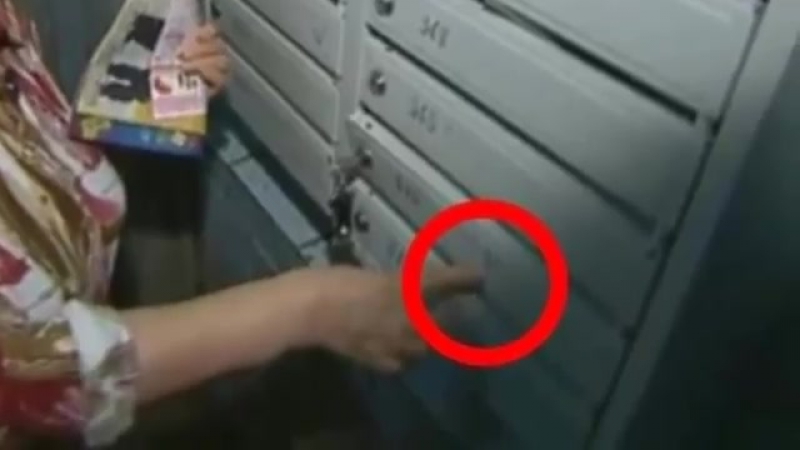 Если ты увидишь эти знаки, немедленно стирай их и звони в полицию