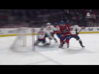 Matt niskanen making an amazing play to keep it 1 1