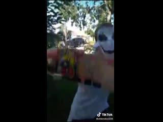 Девочки и тик ток анонимус продает скейт на алиэкспрес