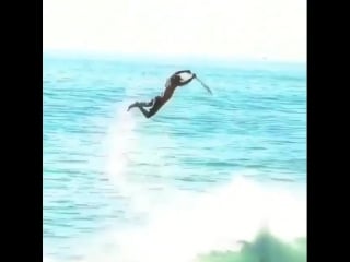 Крутой серфер