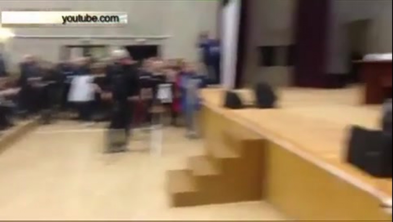 Замминистра сельского хозяйства не смог рассказать студентке о свекле