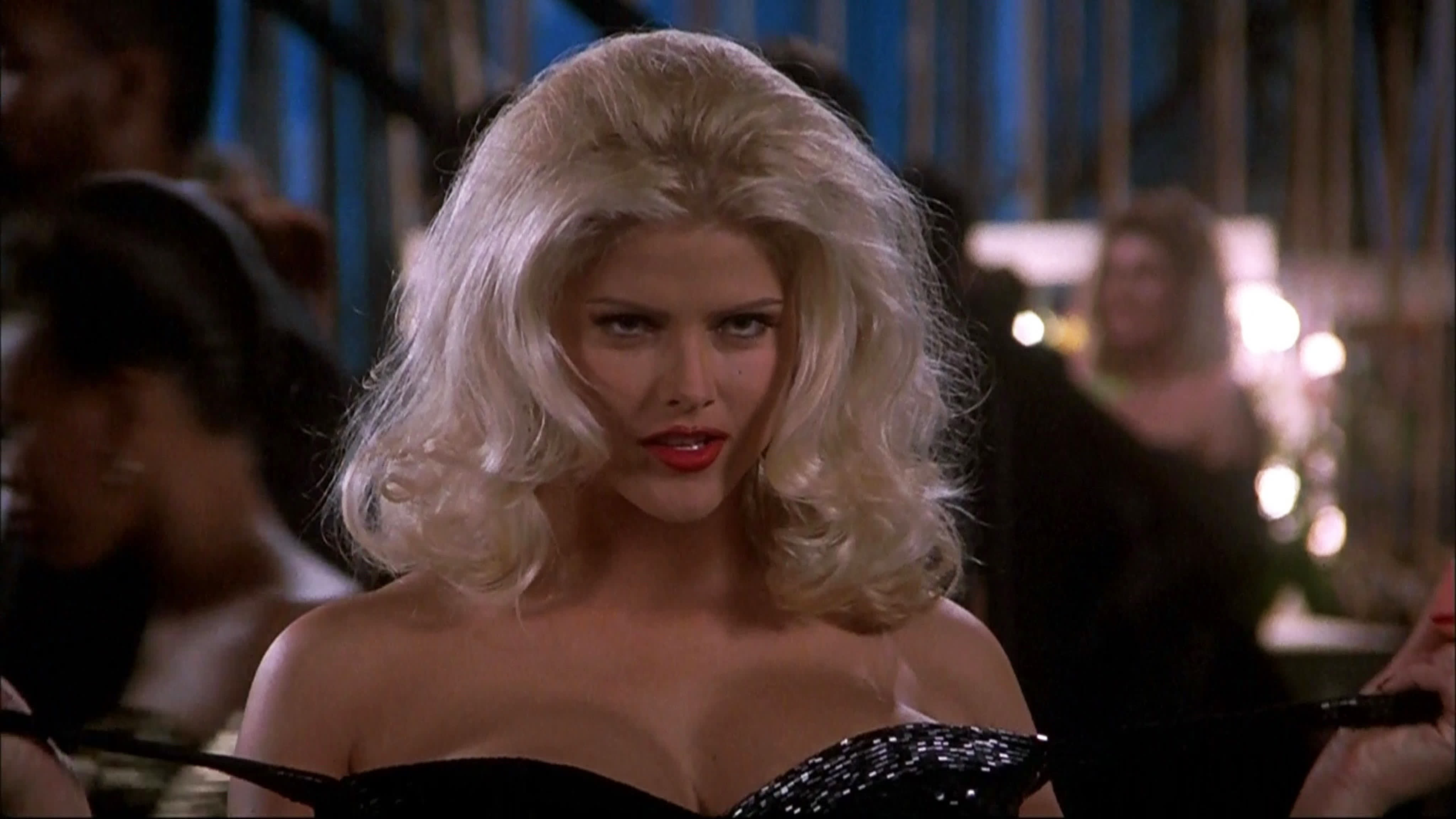 Анна николь смит голый пистолет 33 1/3 последний выпад / anna nicole smith  naked gun 33 1/3 the final insult ( 1994 ) - BEST XXX TUBE