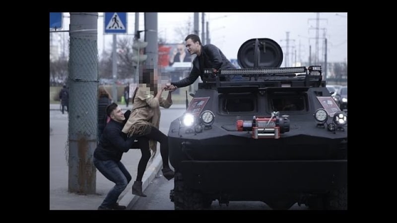 Пикап на танке / pickup on tank prank