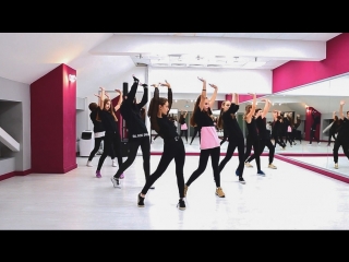 Waacking by alice ivanenko| lil funky juice crew