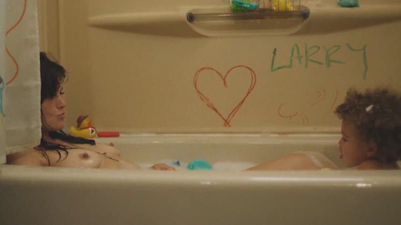 Фрэнки шоу (frankie shaw hot scenes in "smilf" s01e01 2017)