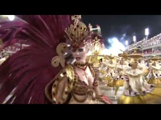 Paloma bernardi lidera time de musas da grande de rio