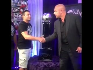 Трипл эйч представил трофей победителя cruisеrwеight clаssic