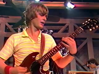 Mike oldfield – tubular bells (live at montreux, 1981)
