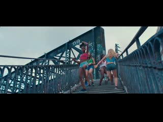 Танец на мосту из французского фильма милашки / cuties / mignonnes (2020)