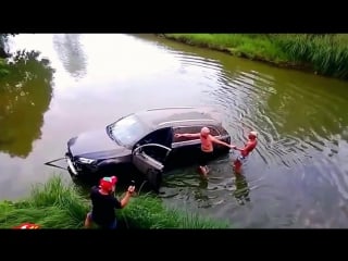 Клоуны топят свои машины №2 2017