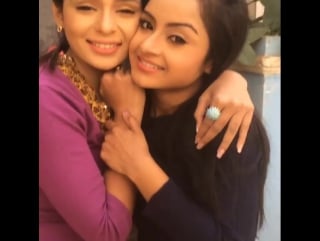 Video yaaa selfee !!# so much confusion 🙈🙈# old memories # shastri sisters # me and sonal# so much fun 😄# missing those days