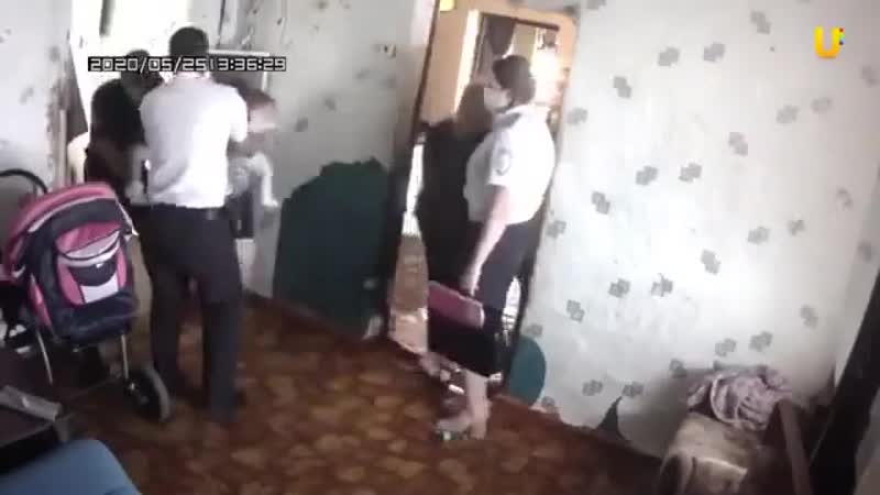 В оренбургской области из семьи молодые изъяли маленьких детей