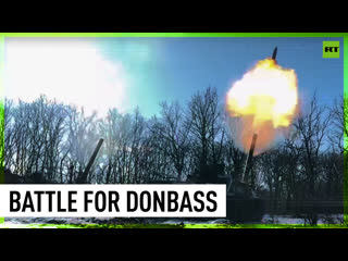 Russian troops use heavy caliber mortars as they advance on ukrainian positions