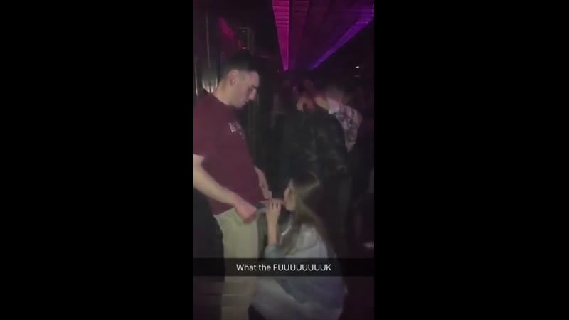 В барселоне студента пошла в ночной клуб и отсосала ( читайте описание )