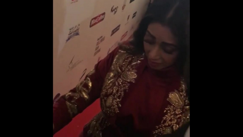 Шридеви и бонни капур в москве в рамках фестиваля индийского кино maccoffee bollywood film festival 2017 представили фильм мама/