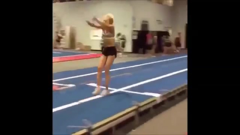 Humor porn video – Невероятная девочка гимнастика , акробатика ↑sports beauty humor sbh60