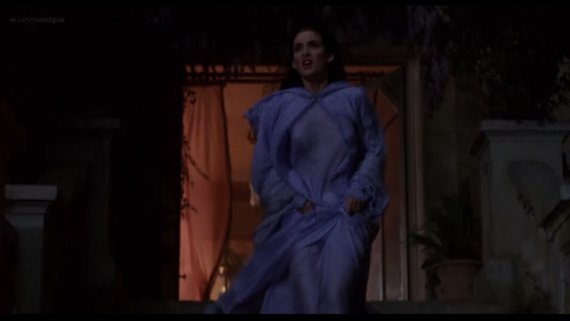 Winona ryder, sadie frost, monica bellucci, michaela bercu, florina kendrick, honey lauren, judi diamond nude dracula (1992) 1