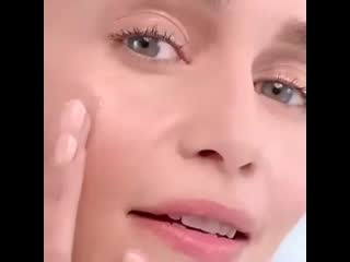 Emilia clarke new clinique 2021 update
