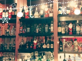 Бар к новому году одет)))