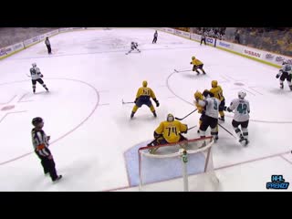 Evander kane feeds hamhuis uppercuts while he’s down then fights austin watson