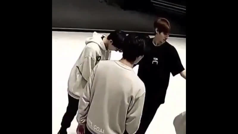 Iland jungwon and sunghoon