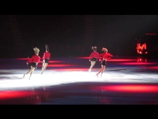 Kaetlyn osmond, kaitlyn weaver, joannie rochette tessa virtue sour cherry (csoi 2016, toronto)