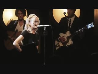 Duffy endlessly (live at café de paris)