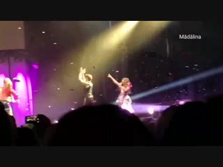 Soy luna live în málaga segundo sow karol sevilla se lastimó mal y cortaron el 1