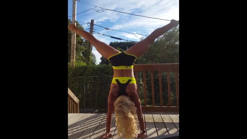 Стойка на руках rose dinuccio в комплекте df basic lemon