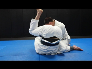 Omoplata from the lasso guard josh hinger