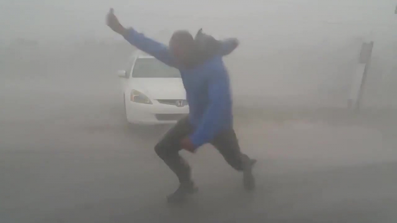 Вышел измерить скорость ветра